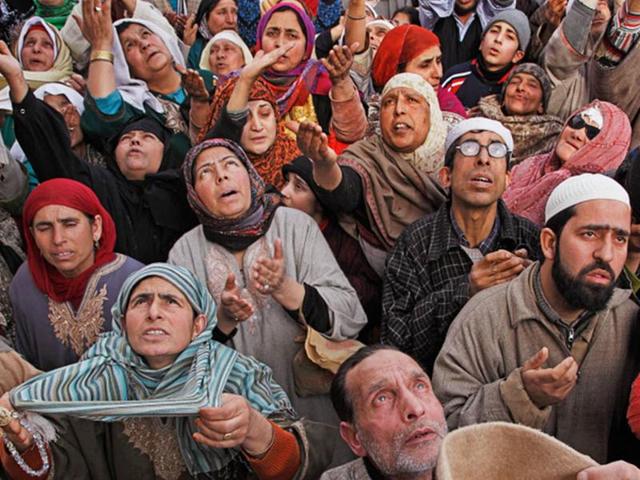 “Kashmir doesn’t allow photographers to think. There are images floating everywhere,” says Mehra (Amit Mehra ) 