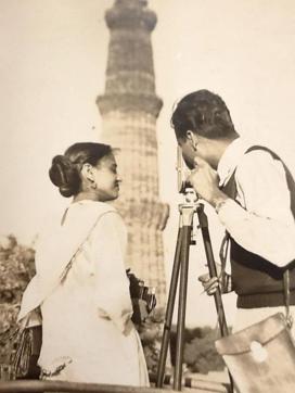 “My husband Rabinder Nath Khanna and I at the Qutub Minar (1954)” - image contributed by Deesh Khanna “My husband Rabinder Nath Khanna and I at the Qutub Minar (1954)” - image contributed by Deesh Khanna