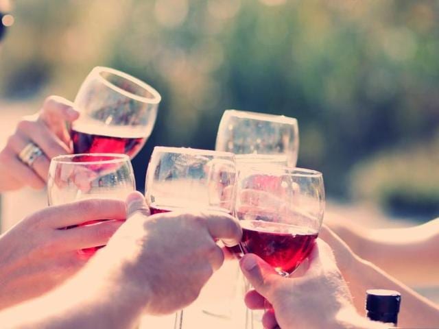A lot of people believe that 25 years is way too high an age limit for consuming alcohol. (Shutterstock) A lot of people believe that 25 years is way too high an age limit for consuming alcohol. (Shutterstock)