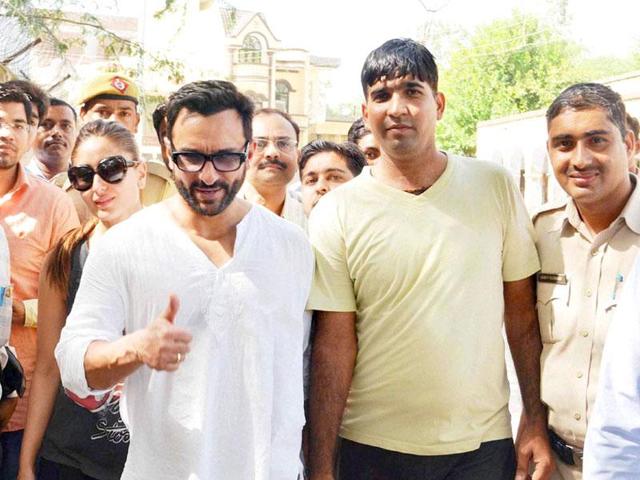 Actors Saif Ali Khan and Kareena Kapoor Khan went on the street of Pataudi and met locals on Thursday. (PTI)