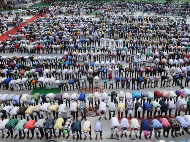 Muslims offering prayers on Eid-Al-Adha in Jalandhar on Friday. (Pardeep Pandit/HT)