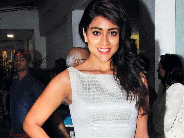 Shriya Saran strikes a pose at a special screening of her film Drishyam in Juhu, Mumbai. (Photo: Shakti Yadav)