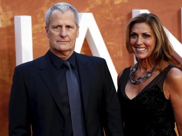 Actor Jeff Daniels and his wife Kathleen arrive for the UK premiere of The Martian at Leicester Square in London. (REUTERS)