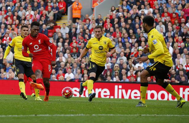 Liverpool's English striker Daniel Sturridge, second from left, scores the winning goal during his team’s 3-2 win over Aston Villa at the Anfield stadium in Liverpool, on September 26, 2015. (AFP Photo) Liverpool's English striker Daniel Sturridge, second from left, scores the winning goal during his team’s 3-2 win over Aston Villa at the Anfield stadium in Liverpool, on September 26, 2015. (AFP Photo)
