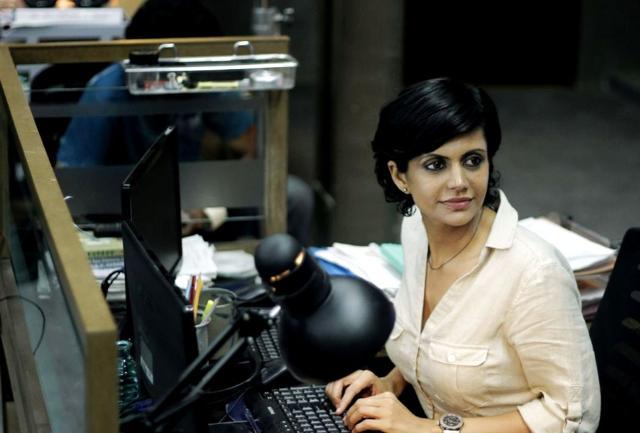 Mandira believes in letting bygones be bygones, and asserted that there is no dearth in offers for TV as ‘lovely work is coming my way’. Mandira believes in letting bygones be bygones, and asserted that there is no dearth in offers for TV as ‘lovely work is coming my way’.