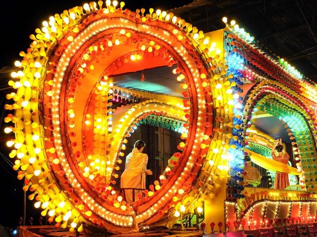 13 grand Ganpati tableaux will traverse Indore on Anant Chaturdashi that marks the end of the 10-day Ganeshotsav. ((Shankar Mourya/HT photo)) 13 grand Ganpati tableaux will traverse Indore on Anant Chaturdashi that marks the end of the 10-day Ganeshotsav. ((Shankar Mourya/HT photo))