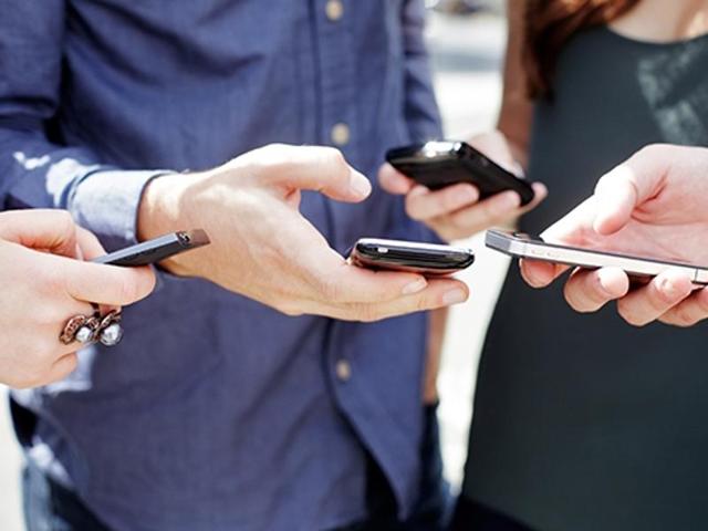 While exploring the news habits of millennials (those born after 1980), researchers have identified four distinct groups of news consumers among the teenage population. (Shutterstock Photo) While exploring the news habits of millennials (those born after 1980), researchers have identified four distinct groups of news consumers among the teenage population. (Shutterstock Photo)