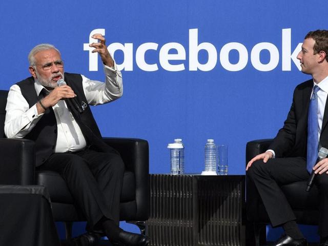 PM Modi and Mark Zuckerberg at a town hall event at Facebook HQ.(PTI)