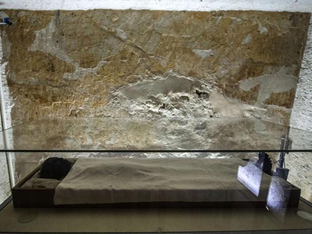 The linen-wrapped mummy of King Tutankhamun displayed a climate-controlled glass case in an underground tomb in the Valley of the Kings, near Luxor, 500 km south of Cairo. The final resting place of legendary Queen Nefertiti is still a mystery. (AFP)