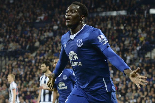 Everton's Belgian striker Romelu Lukaku celebrates scoring the team’s third goal against West Bromwich Albion. (AFP Photo)