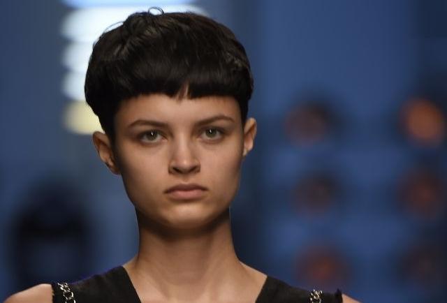 The Jeanne d’Arc bowl cut at MSGM gives a touch of androgynous style and was a hit at MFW. Makeup was kept to a minimum and eyebrows were well defined. (AFP) The Jeanne d’Arc bowl cut at MSGM gives a touch of androgynous style and was a hit at MFW. Makeup was kept to a minimum and eyebrows were well defined. (AFP)