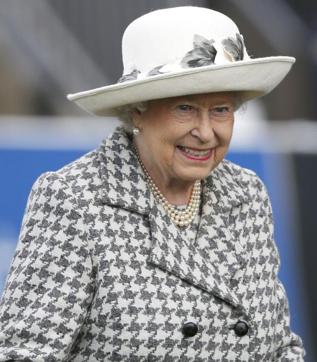 Britain's Queen Elizabeth at the FEI European Eventing Championship at Blair Castle, Scotland, on September 13, 2015. (Reuters Photo) Britain's Queen Elizabeth at the FEI European Eventing Championship at Blair Castle, Scotland, on September 13, 2015. (Reuters Photo)