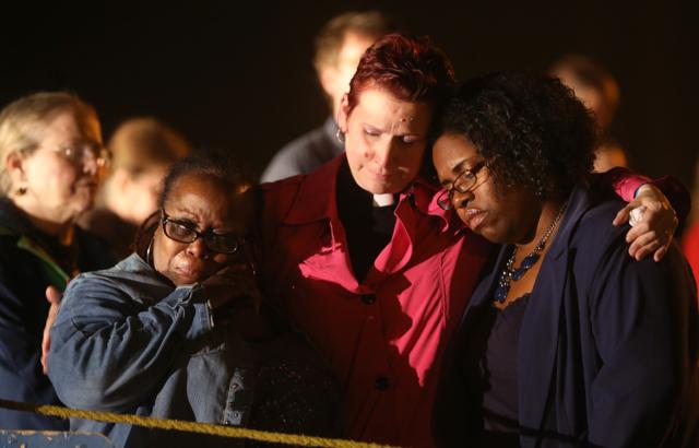 Dorinda Tatum, left, Rev. Michelle Ledder, center, and Cassandra Henderson react after hearing that Kelly Renee Gissendaner had been executed just after midnight on Wednesday, Sept. 30, 2015, at Georgia Diagnostic Prison. (AP Photo) Dorinda Tatum, left, Rev. Michelle Ledder, center, and Cassandra Henderson react after hearing that Kelly Renee Gissendaner had been executed just after midnight on Wednesday, Sept. 30, 2015, at Georgia Diagnostic Prison. (AP Photo)