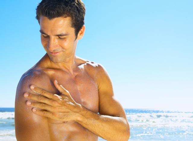 If a sunscreen’s agents penetrate the skin, this chemical change could cause cellular damage. (Shutterstock) If a sunscreen’s agents penetrate the skin, this chemical change could cause cellular damage. (Shutterstock)