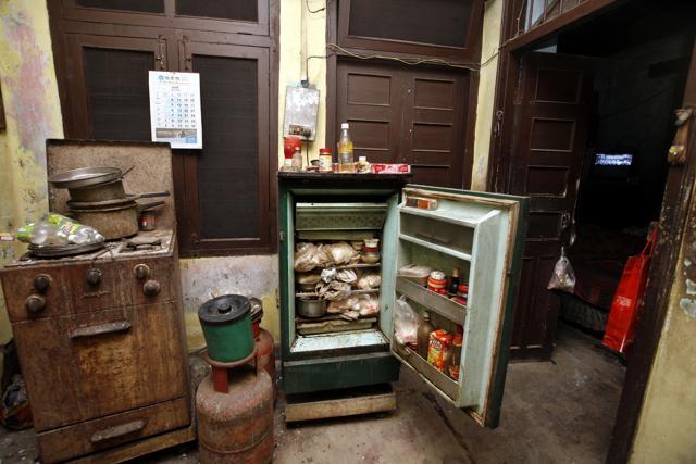A photograph of the fridge used by Balgopal. A photograph of the fridge used by Balgopal.