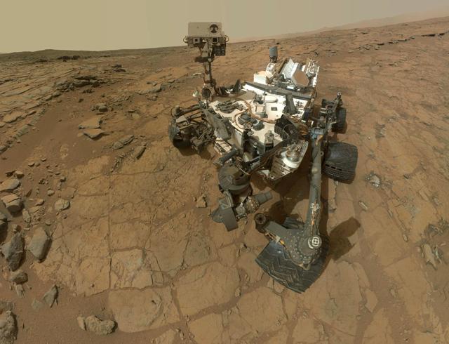 The image, taken by Mars Hand Lens Imager (MAHLI) on board Nasa's Mars rover, shows a self-portrait of Curiosity, the multi-billion-dollar robot dispatched to Mars in search for life. (AFP File Photo) The image, taken by Mars Hand Lens Imager (MAHLI) on board Nasa's Mars rover, shows a self-portrait of Curiosity, the multi-billion-dollar robot dispatched to Mars in search for life. (AFP File Photo)