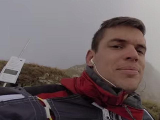 Johnny Strange, the world record holder wingsuit jumper died during a crash in central Switzerland (YouTube: StrangeWorld01) Johnny Strange, the world record holder wingsuit jumper died during a crash in central Switzerland (YouTube: StrangeWorld01)