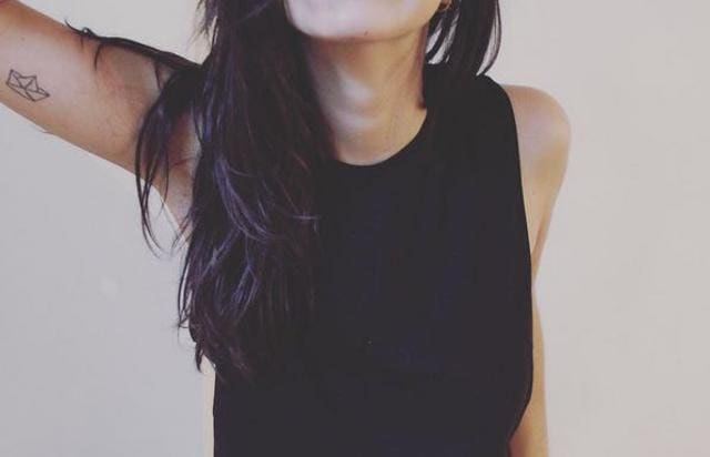  (Instagram)