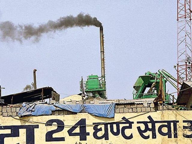 India plans to reduce carbon emission intensity by 33-35% from 2005 levels over 15 years.(HT File Photo) India plans to reduce carbon emission intensity by 33-35% from 2005 levels over 15 years.(HT File Photo)