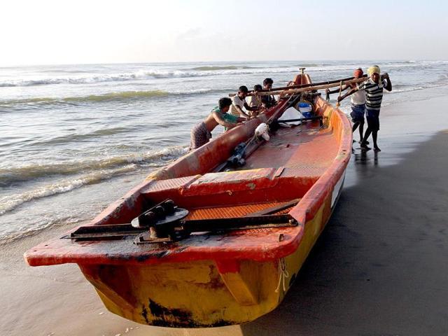 Around 65 fishermen in 12 boats were apprehended by Pakistan Maritime Security Agency off the Gujarat coast.(Representative photo) (Reuters) Around 65 fishermen in 12 boats were apprehended by Pakistan Maritime Security Agency off the Gujarat coast.(Representative photo) (Reuters)