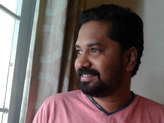 Jayaprakash will soon direct a Tamil kidnap drama that takes place in video chat-rooms. Jayaprakash will soon direct a Tamil kidnap drama that takes place in video chat-rooms.