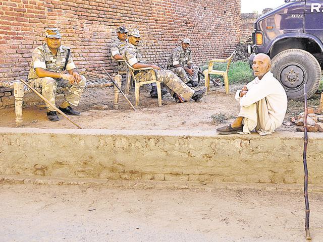 Forces and police have been deployed in the village to tacked any possible clashes after the killing of Mohammad Ikhlaq, in Greater Noida, India, on Thursday.(Burhaan Kinu/HT)