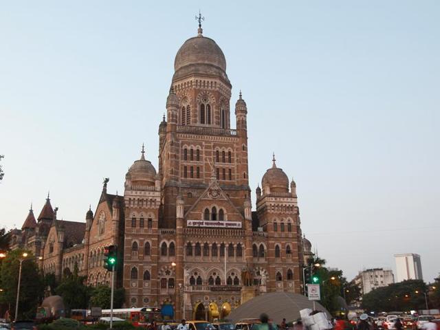 Mumbai has seen many such drives in the past, but most have died out thanks to a combination of political pressure and a lack of policies to back the action. Mumbai has seen many such drives in the past, but most have died out thanks to a combination of political pressure and a lack of policies to back the action.