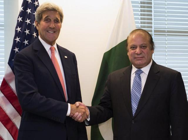 US secretary of state John Kerry poses with Pakistan's Prime Minister Nawaz Sharif ahead of the United Nations General Assembly in New York. (REUTERS) US secretary of state John Kerry poses with Pakistan's Prime Minister Nawaz Sharif ahead of the United Nations General Assembly in New York. (REUTERS)
