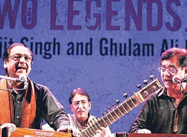 Ghulam Ali and late Jagjit Singh at a concert. (HT File Photo) Ghulam Ali and late Jagjit Singh at a concert. (HT File Photo)