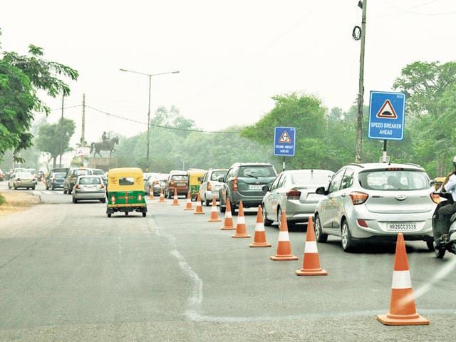 This is the third time this year that a green corridor has been created in Gurgaon to transport an organ. (HT File Photo) This is the third time this year that a green corridor has been created in Gurgaon to transport an organ. (HT File Photo)