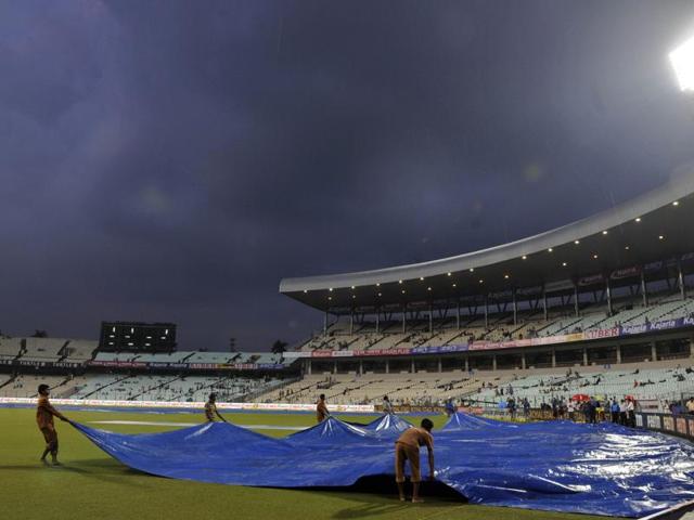 The third T20 match between India and South Africa was called off due to a soggy outfield at Eden Gardens in Kolkata, on October 8, 2015. (Prateek Choudhury/HT Photo) The third T20 match between India and South Africa was called off due to a soggy outfield at Eden Gardens in Kolkata, on October 8, 2015. (Prateek Choudhury/HT Photo)