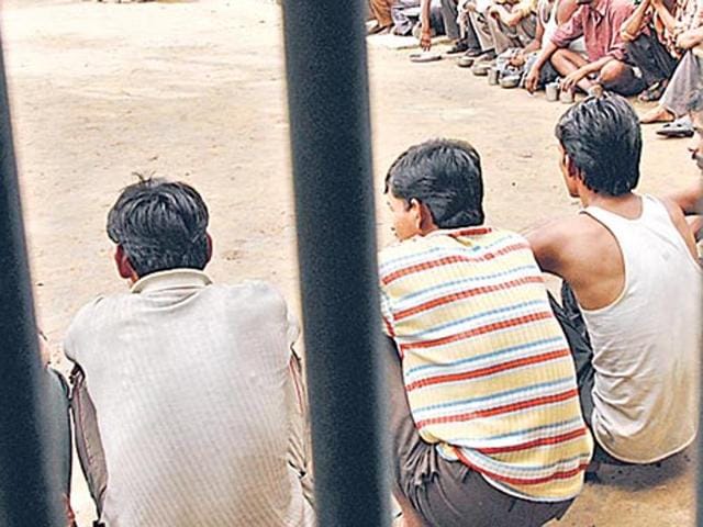 For a total of 14,800 prisoners in both jails lodged against a sanctioned strength of 6,250, there are only two psychologists. (Arvind Yadav/ HT File Photo) For a total of 14,800 prisoners in both jails lodged against a sanctioned strength of 6,250, there are only two psychologists. (Arvind Yadav/ HT File Photo)