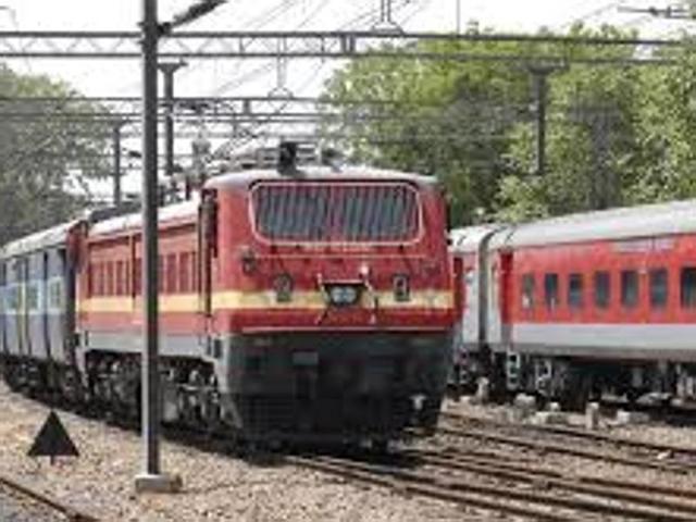 Farmers’ ‘Rail Roko’ agitation in Punjab has affected the movement of more than 850 trains in the last five days. (Live Mint Photo) Farmers’ ‘Rail Roko’ agitation in Punjab has affected the movement of more than 850 trains in the last five days. (Live Mint Photo)