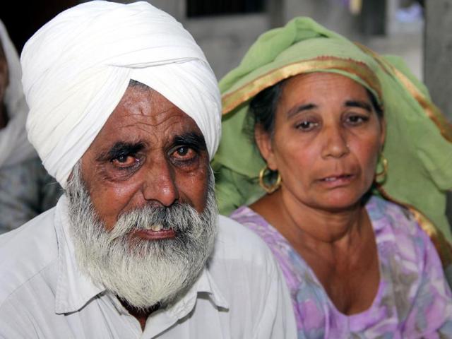 Parents of Kuldeep Singh in Chuge Kalan Village, Bathinda. (Sanjeev Sharma/HT) Parents of Kuldeep Singh in Chuge Kalan Village, Bathinda. (Sanjeev Sharma/HT)