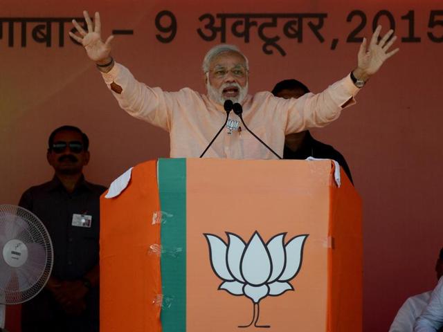 Prime Minister Narendra Modi on Monday attacked rivals Nitish Kumar and Lalu Prasad, accusing them of “insulting” the legacy of Jayaprakash Narayan, who fought against corruption.(AFP Photo)