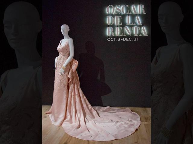 Os car de la Renta’s flowing gown for Taylor Swift on display at the Savannah College of Art and Design. (AP)