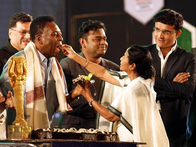 Pele's 75th birthday being celebrated ten days in advance in the presence of West Bengal Chief Minister Mamta Banerjee, Oscar winning Indian composer AR Rahaman and former Indian cricketer and Atletico De Kolkata's Co-owner, Sourav Ganguly. (Ashok Nath Dey/ HT photo)