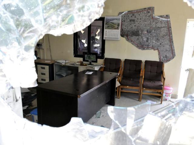 RTI reply reveals eight officers stated that policemen abused them while they were leaving Woodstock Lounge on September 9. (HT file photo) RTI reply reveals eight officers stated that policemen abused them while they were leaving Woodstock Lounge on September 9. (HT file photo)