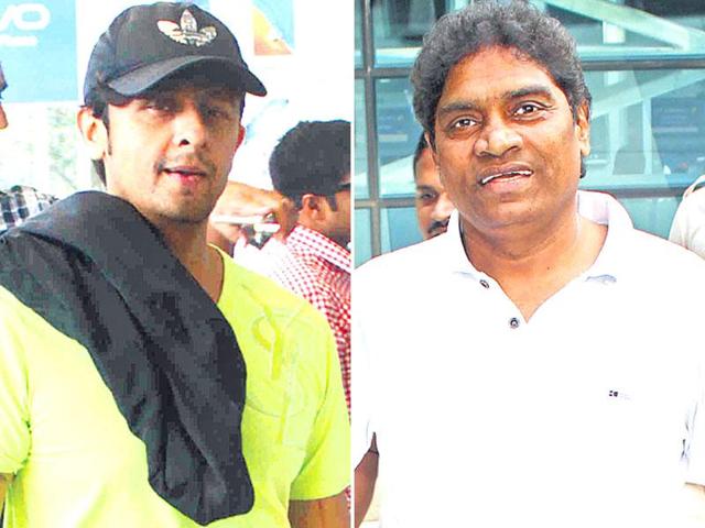 Arrival or Departure?Sony NIgam and Johnny Lever spotted at Mumbai Airport. (Shakti Yadav/Yogen shah)