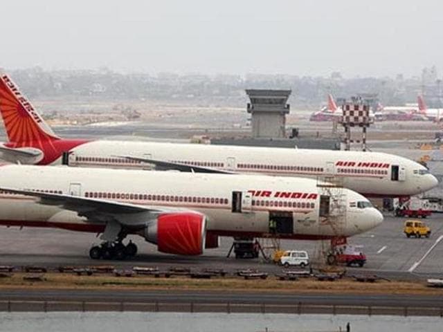 AI, a full-service carrier, offers food free of cost to passengers and has a two-class configuration of business and economy class seats on most of its planes that operate on domestic routes unlike low cost carriers. (Sattish Bate/HT File Photo) AI, a full-service carrier, offers food free of cost to passengers and has a two-class configuration of business and economy class seats on most of its planes that operate on domestic routes unlike low cost carriers. (Sattish Bate/HT File Photo)