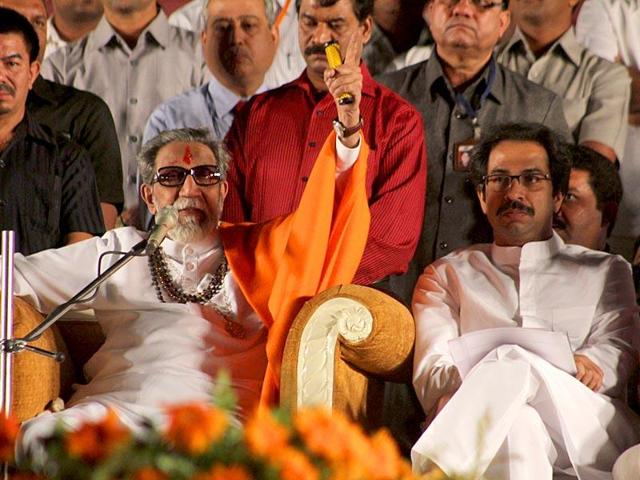 Uddhav Thackeray became the Shiv Sena's leader in 2004, while Bal remained the party 'Pramukh'.(HT File Photo)