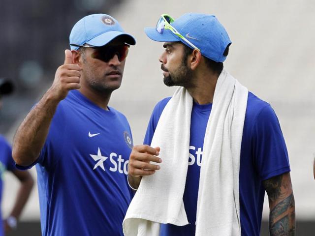 MS Dhoni and Virat Kohli during the training session on the eve of the 3rd T20 against South Africa, at Eden Gardens, on Wednesday. (Ashok Nath Dey/HT Photo) MS Dhoni and Virat Kohli during the training session on the eve of the 3rd T20 against South Africa, at Eden Gardens, on Wednesday. (Ashok Nath Dey/HT Photo)