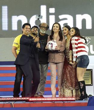 Cricketer Sachin Tendulkar, Neeta Ambani, Aishwarya Rai Bachchan, Arjun Kapoor and Alia Bhatt pose for a selfie during the opening ceremony of ISL2015 in Chennai. (PTI) Cricketer Sachin Tendulkar, Neeta Ambani, Aishwarya Rai Bachchan, Arjun Kapoor and Alia Bhatt pose for a selfie during the opening ceremony of ISL2015 in Chennai. (PTI)