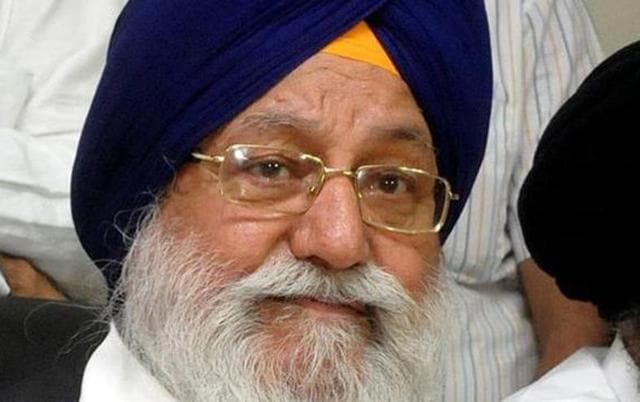 SGPC chief Avtar Singh Makkar (in file photo above) criticised the state government, especially Punjab Police, for the “inept handling” of the situation. (HT Photo) SGPC chief Avtar Singh Makkar (in file photo above) criticised the state government, especially Punjab Police, for the “inept handling” of the situation. (HT Photo)