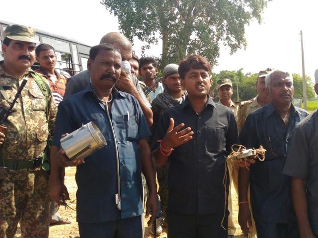 A bomb sparked panic in Aurangabad district. (HT photo) A bomb sparked panic in Aurangabad district. (HT photo)