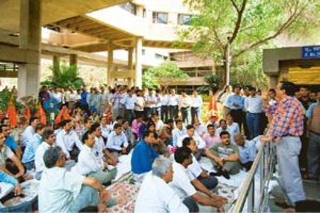 The traders held a protest against the ongoing door-to-door survey by the UT excise and taxation department in the Industrial Area on Friday. (Symbolic photo Protest . Live Mint) The traders held a protest against the ongoing door-to-door survey by the UT excise and taxation department in the Industrial Area on Friday. (Symbolic photo Protest . Live Mint)
