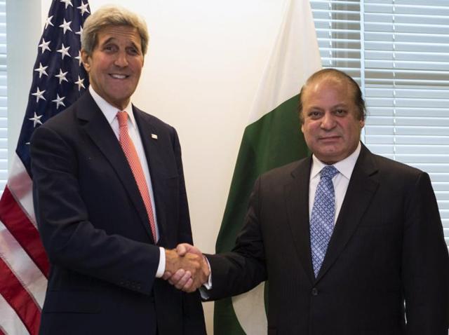 US secretary of state John Kerry (L) poses with Pakistan's Prime Minister Nawaz Sharif during their meeting ahead of the United Nations General Assembly in New York September 27, 2015. (REUTERS) US secretary of state John Kerry (L) poses with Pakistan's Prime Minister Nawaz Sharif during their meeting ahead of the United Nations General Assembly in New York September 27, 2015. (REUTERS)