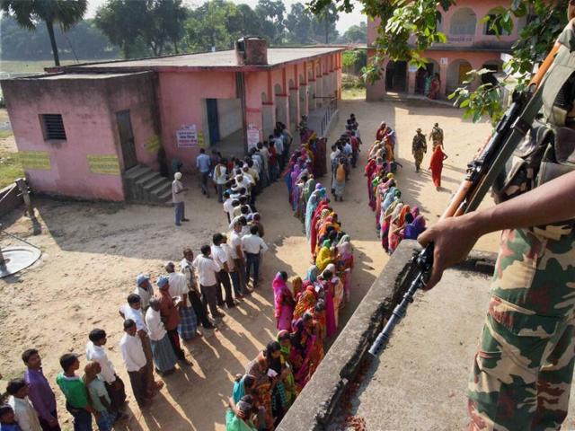 The battle for Bihar entered its second phase as 32 constituencies spread across six Maoist-hit districts went to polls. (PTI Photo)