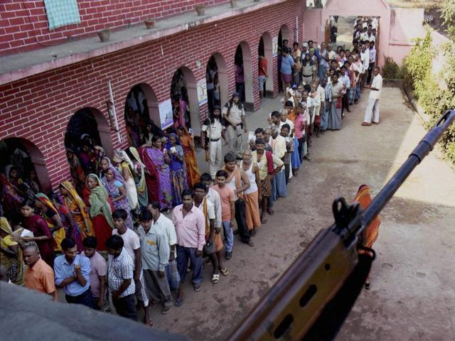 Voters at a polling station in Jehanabad. An estimated 57% of the electorate cast their votes in the first phase of Bihar elections, held on October 12. (PTI Photo)