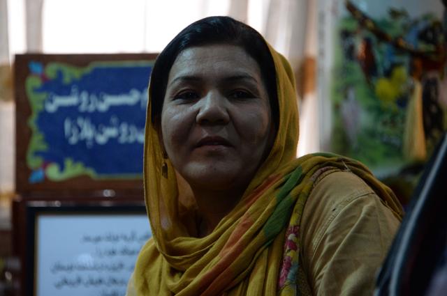 Afghan civil society activist Nadira who has been displaced from the northern Afghan city of Kunduz during clashes between Afghan security forces and Taliban insurgents, speaks as she gathers with others waiting for temporary shelter. (AFP) Afghan civil society activist Nadira who has been displaced from the northern Afghan city of Kunduz during clashes between Afghan security forces and Taliban insurgents, speaks as she gathers with others waiting for temporary shelter. (AFP)